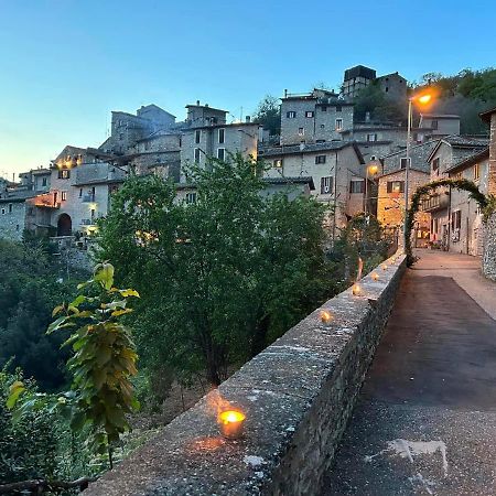 Appartamento Storico A Valle San Martino Di Spoleto Eksteriør bilde