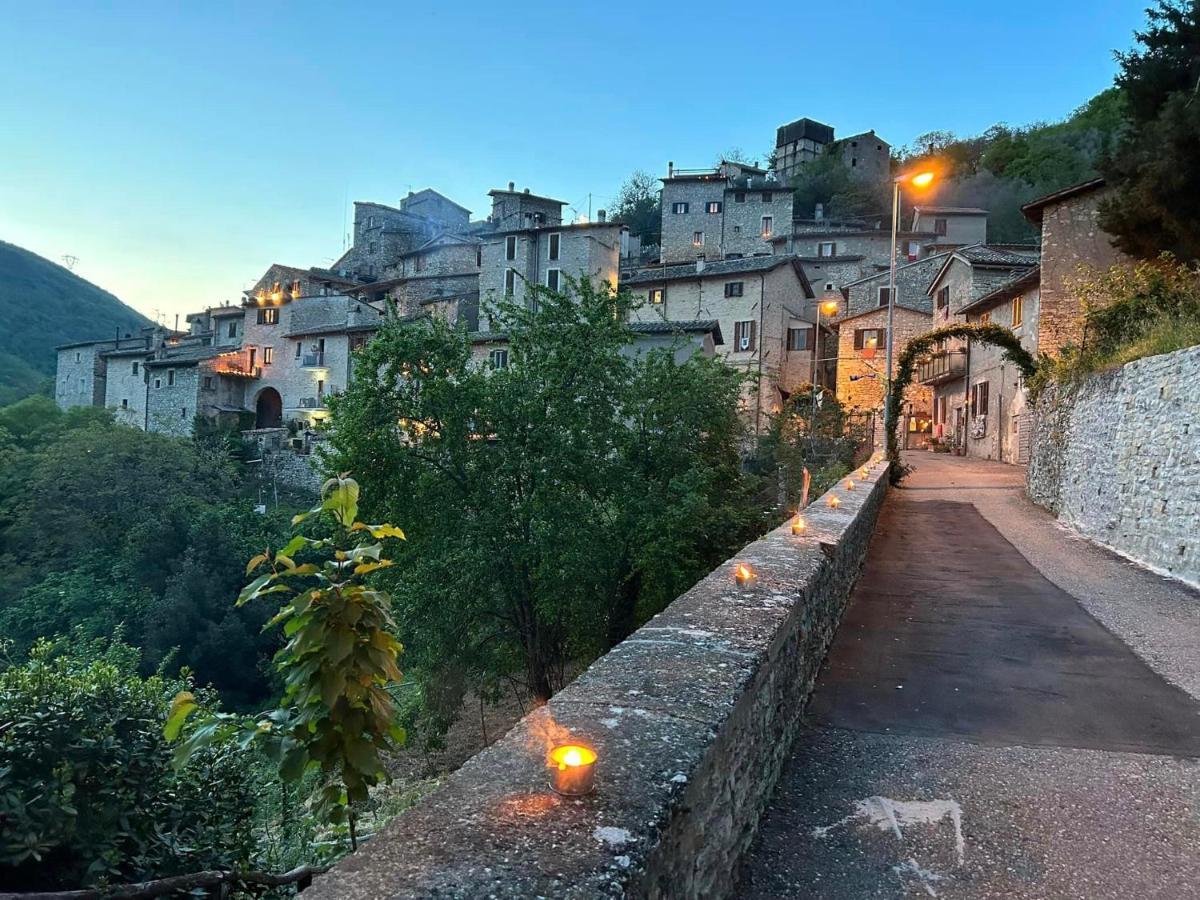 Appartamento Storico A Valle San Martino Di Spoleto Eksteriør bilde