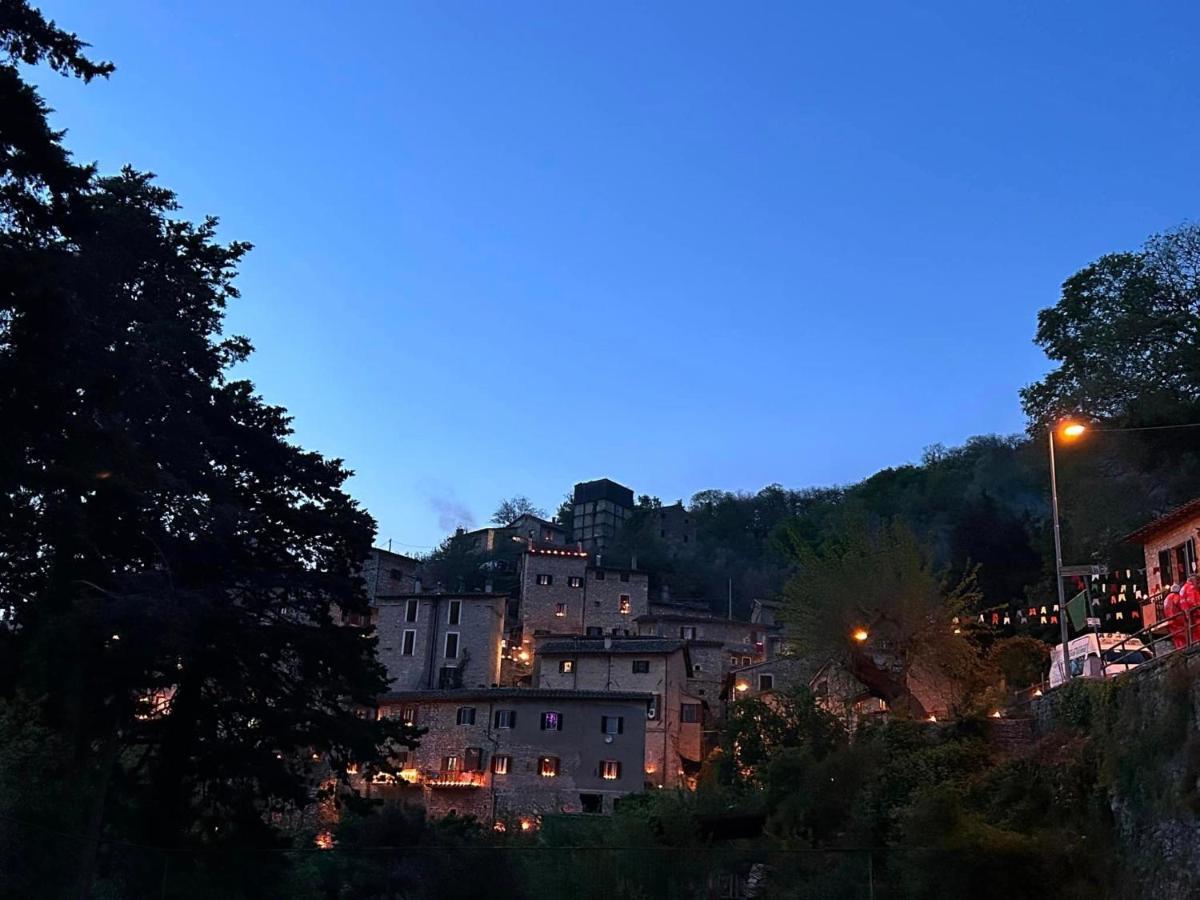 Appartamento Storico A Valle San Martino Di Spoleto Eksteriør bilde