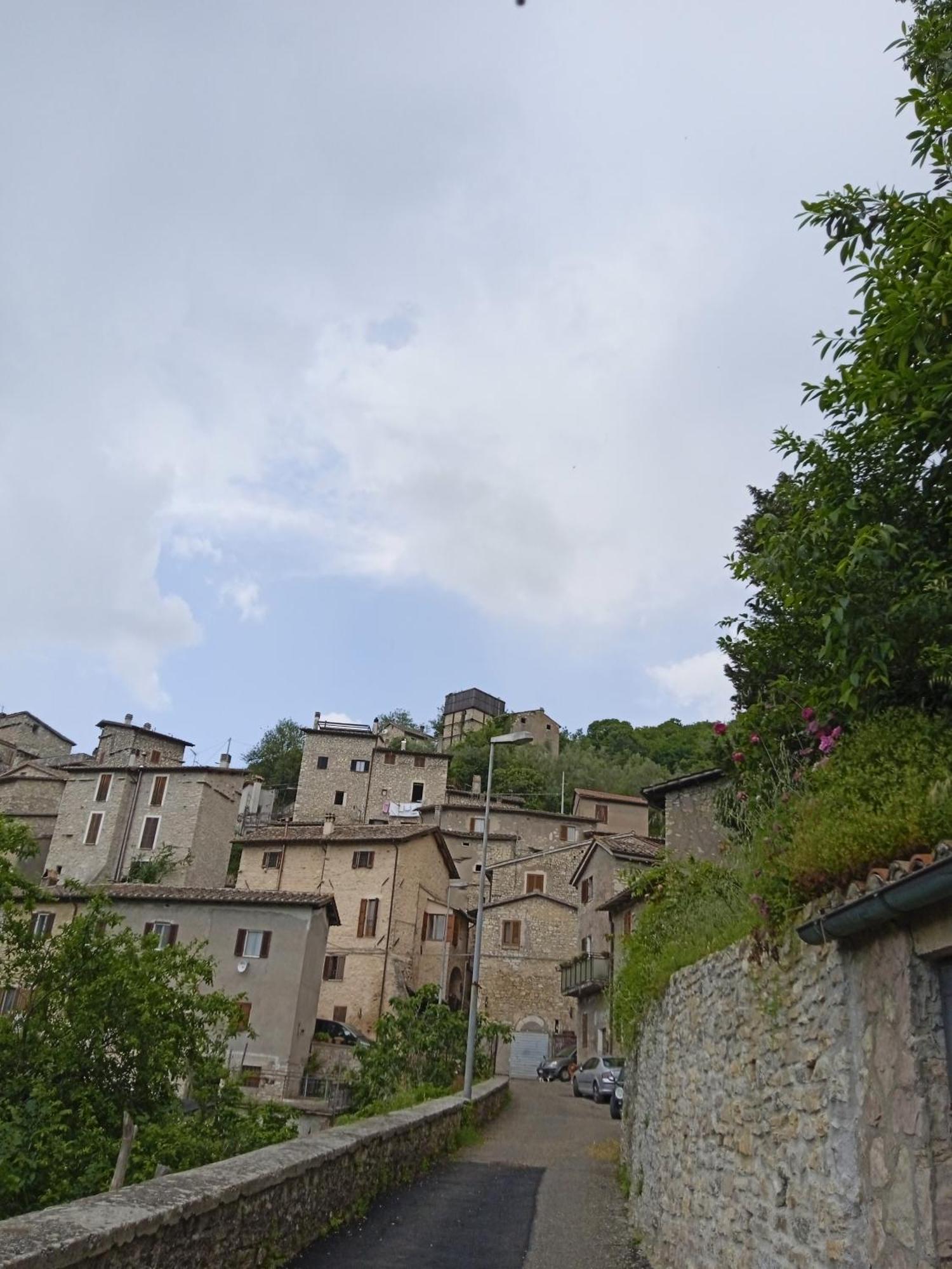 Appartamento Storico A Valle San Martino Di Spoleto Eksteriør bilde
