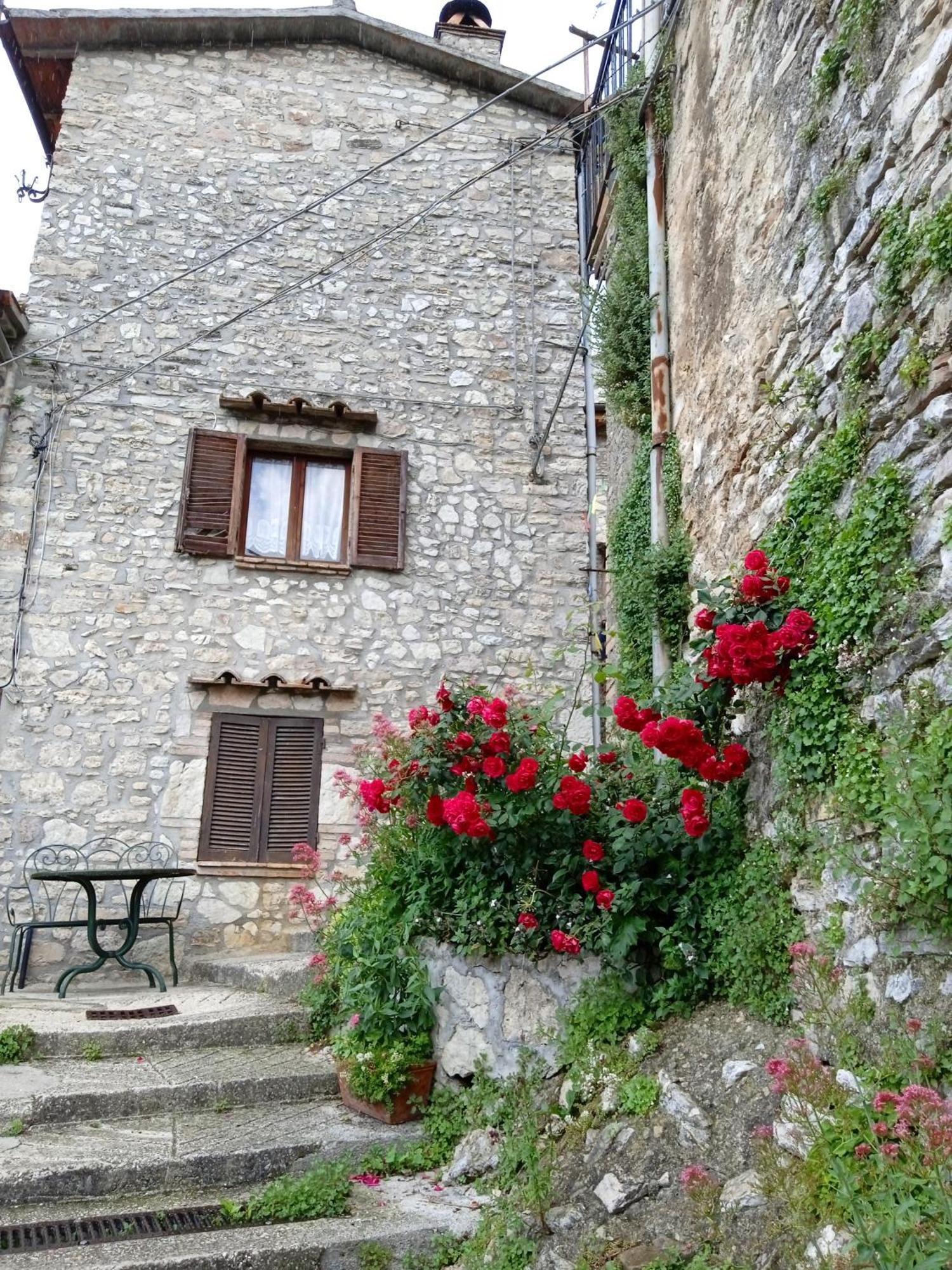 Appartamento Storico A Valle San Martino Di Spoleto Eksteriør bilde