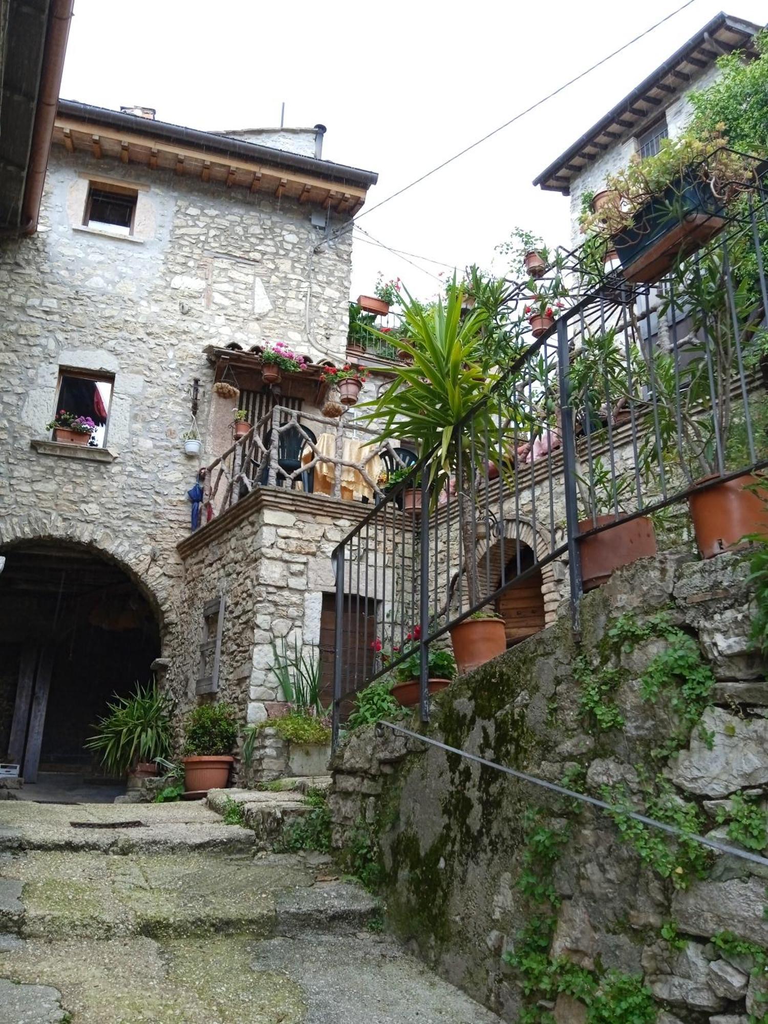 Appartamento Storico A Valle San Martino Di Spoleto Eksteriør bilde